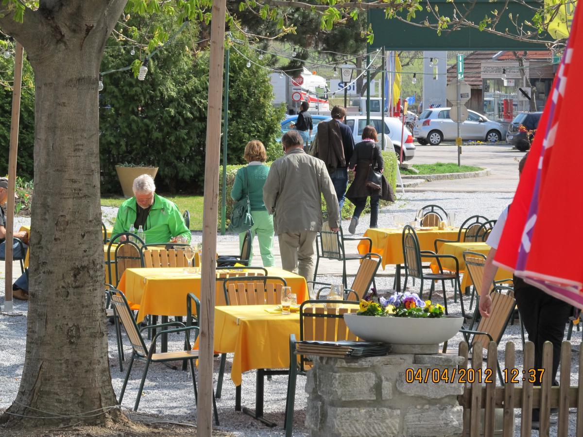 Hotel Restaurant Wachauerhof Spitz an der Donau Exterior photo