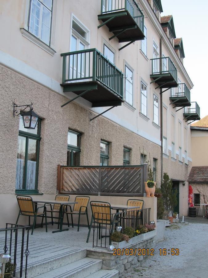 Hotel Restaurant Wachauerhof Spitz an der Donau Exterior photo