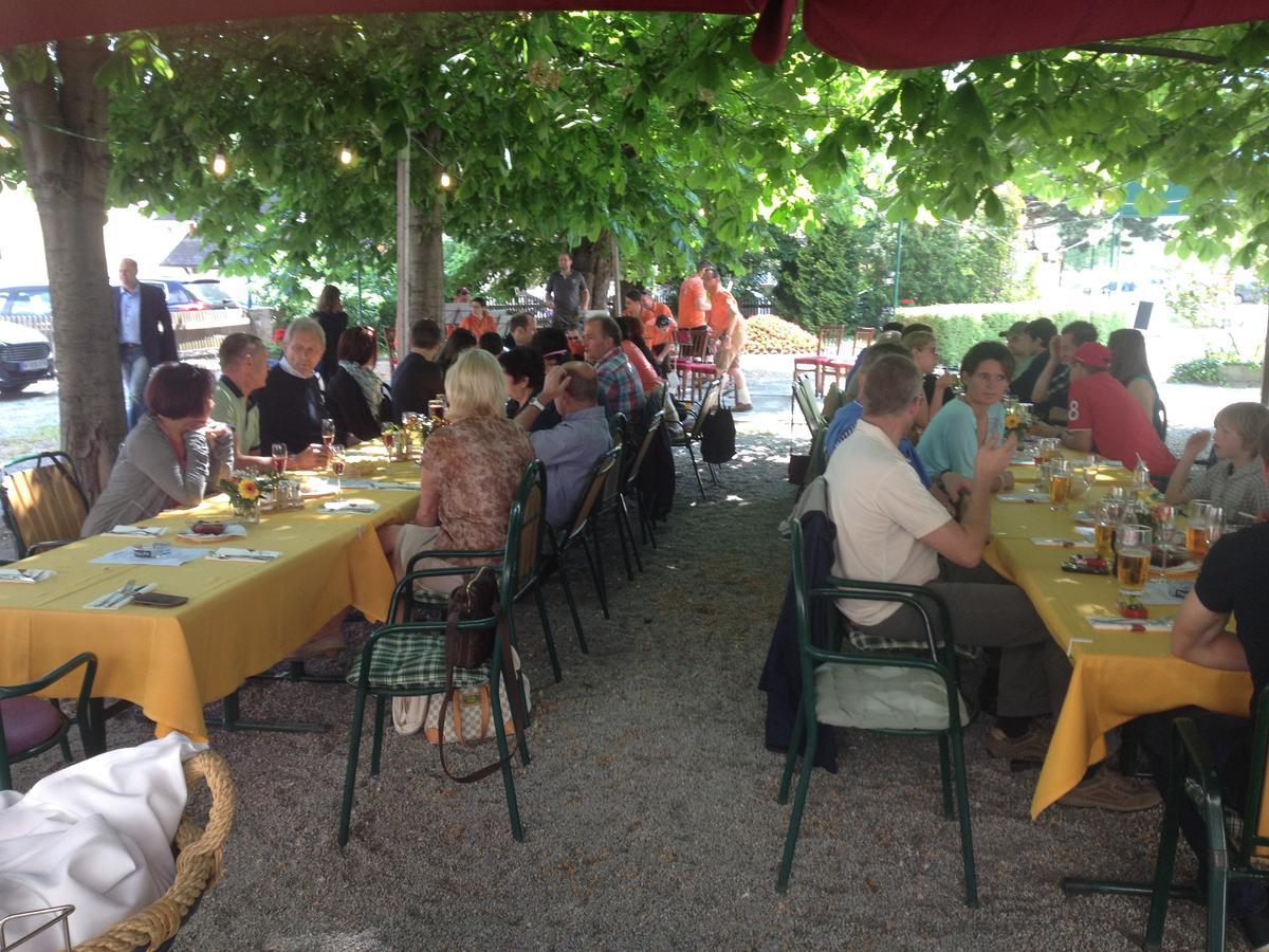 Hotel Restaurant Wachauerhof Spitz an der Donau Exterior photo